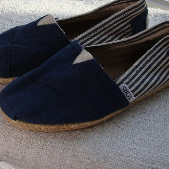 Toms Striped Casual Slip On Loafer Espadrille Flats blue Canvas, Size 6.5 - Picture 2 of 4